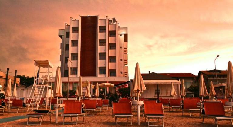 Hotel Ambassador — photo 3