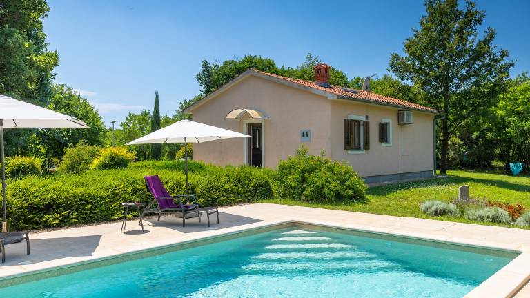 Villa Kurili