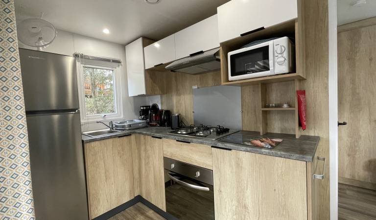 Pleasant mobile home BA690 - 2 bedrooms Siblu Bonne Anse La Palmyre — photo 4