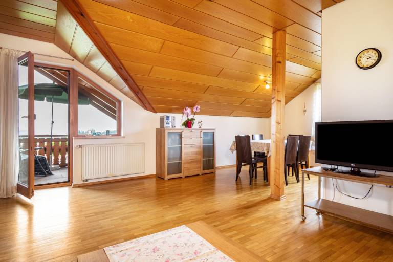 Comfortable vacation apartment 85 m² with private terrace — photo 4