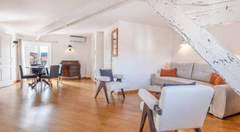 Fully equipped rental apartment | Close to Castle Hill | Beach nearby | Good for workation | Pets allowed — photo 4