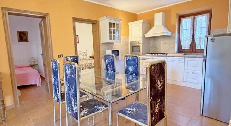 Holiday apartment with 3 rooms for 5 persons — photo 3