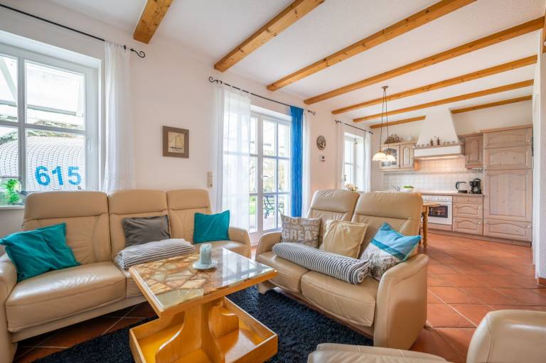 Ferienhaus mit weitläufigem Grundstück, strandnah — photo 4