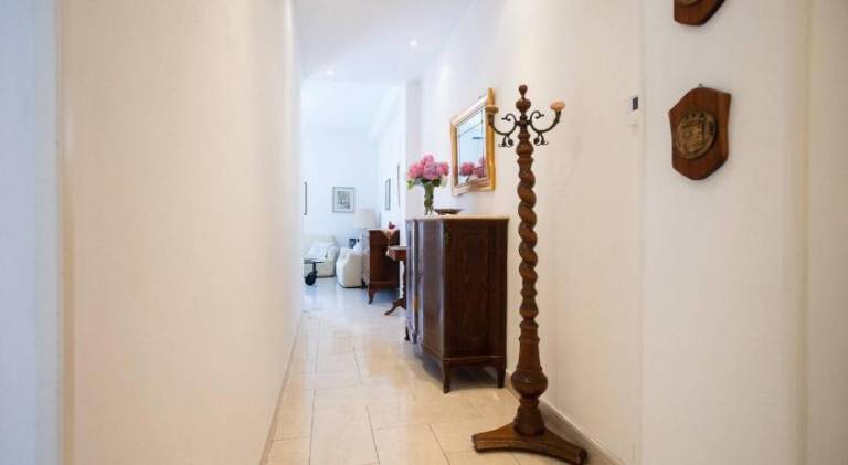 Apartment with 2 rooms for 5 persons — photo 3