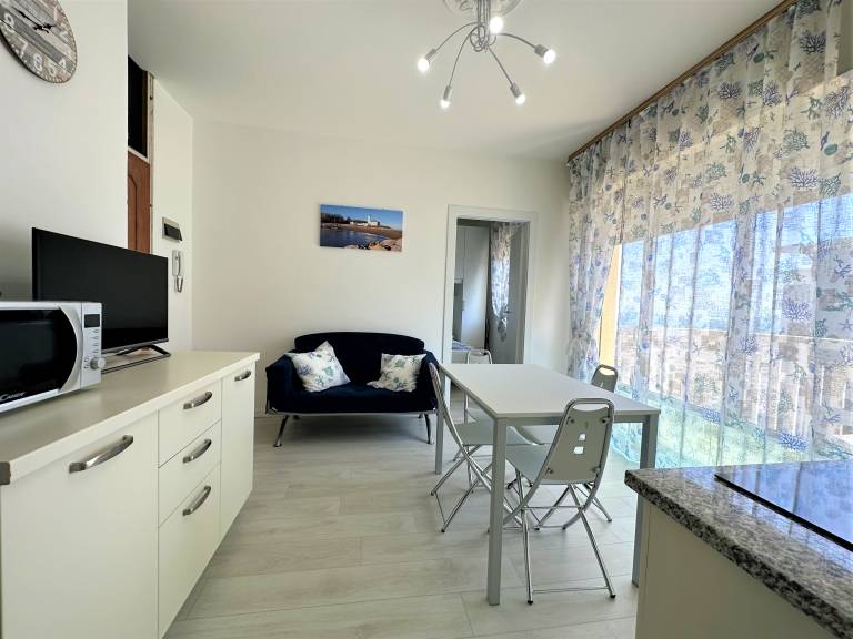 Holiday apartment with patio | Water view — photo 2