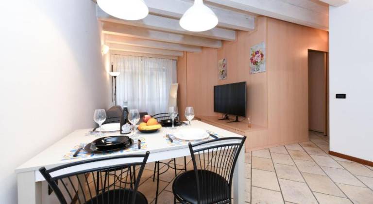 Apartment with 1 room for 4 persons — photo 3