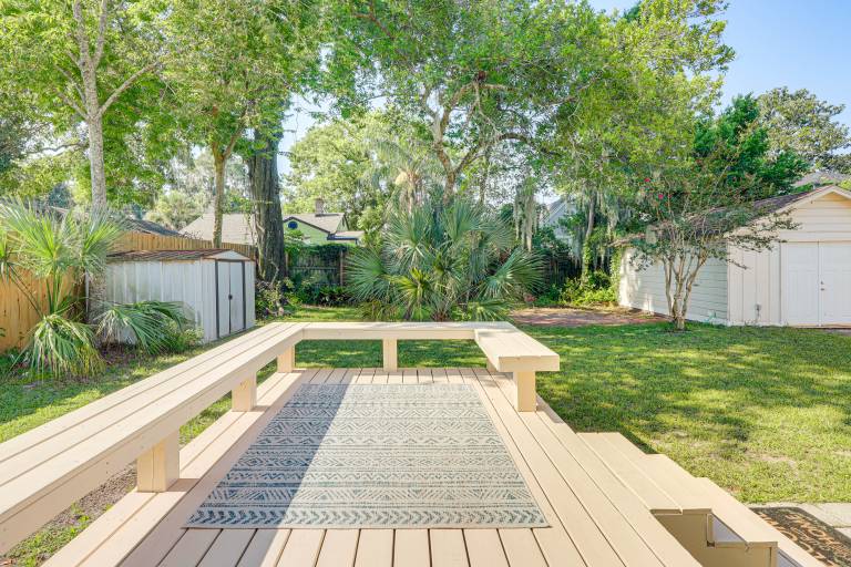 4 Mi to Dtwn Jacksonville: Chic Home w/ Porch! — photo 3