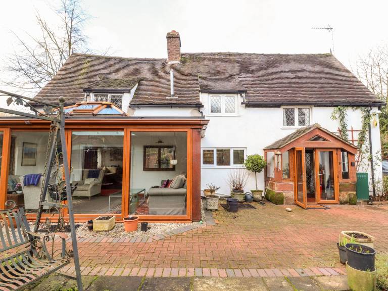 Cottage Bishop's Offley