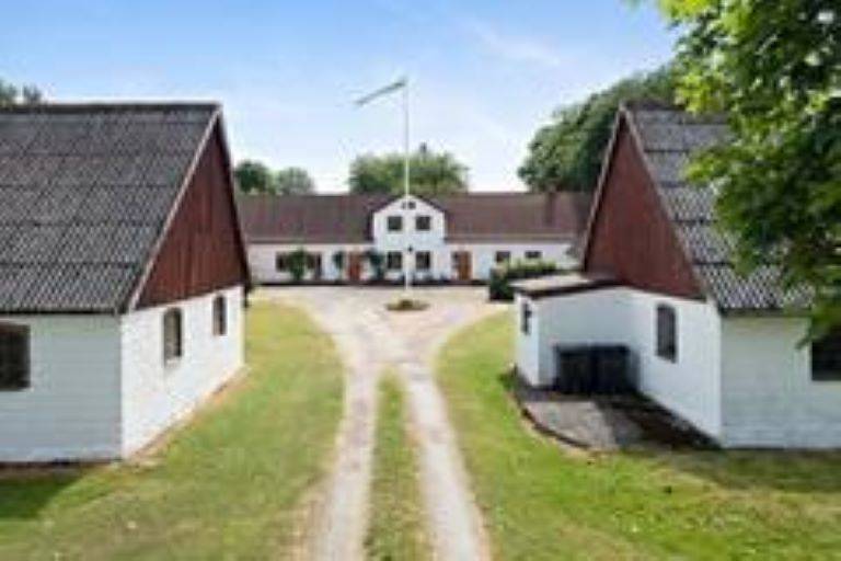Lanthus  Sjöbo