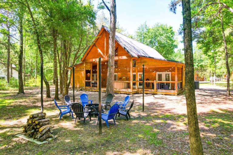 House Broken Bow