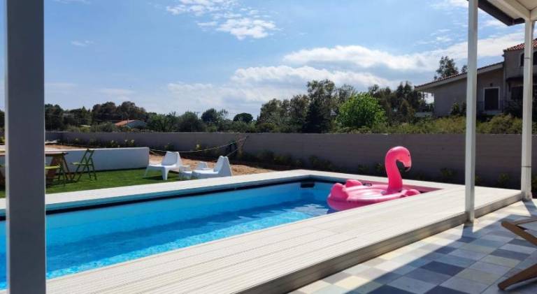 Villa with pool in Marathon