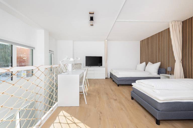 Pleasant holiday apartment with yard & terrace | Near Gendarmenmarkt | Suitable for remote work | Pets are welcome — photo 2