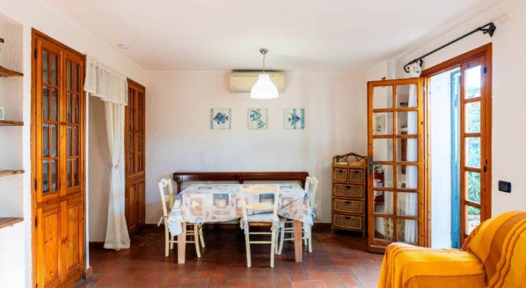 House with barbeque & terrace — photo 5