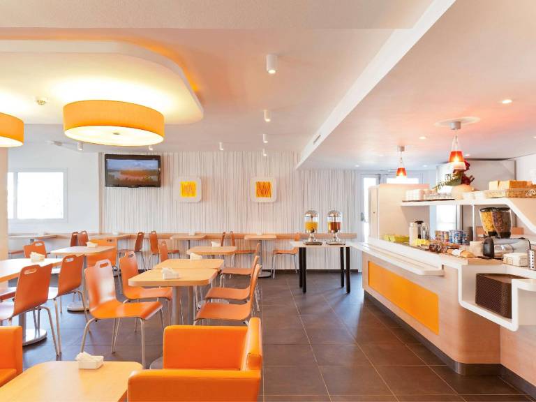 Ibis budget Versailles Coignieres — photo 2