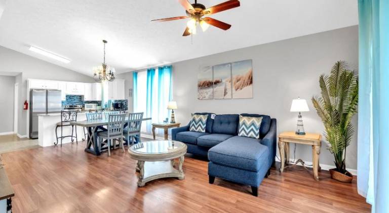 Walk 2 2Pools & Beach Front Back Covered Area Kids Rm in Bay City, AL