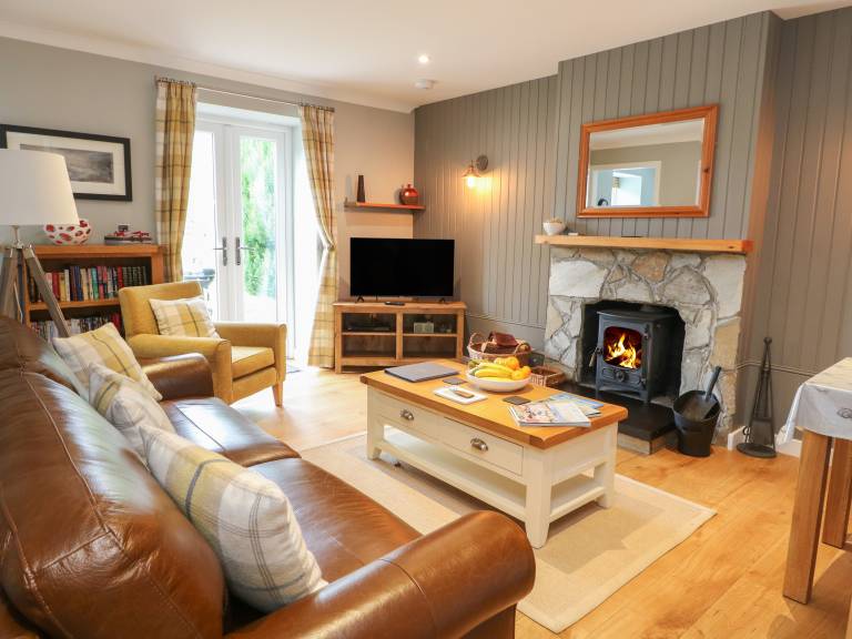 Cottage  The Highlands