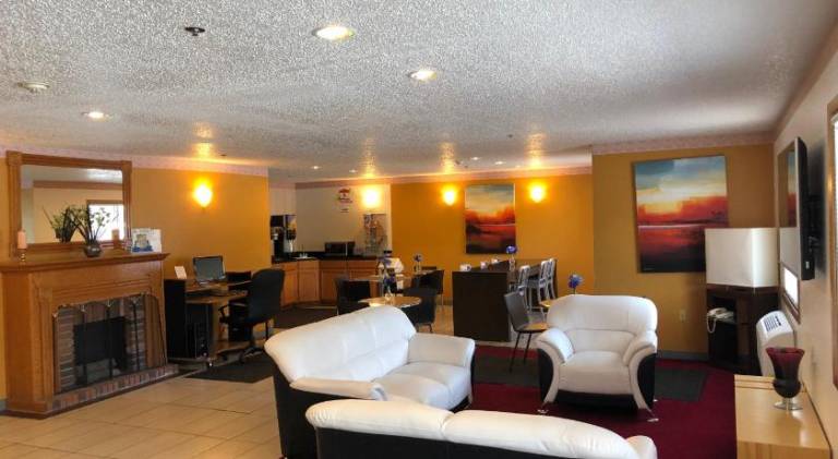 Super 8 by Wyndham Front Royal Near Shenandoah National Park — photo 2