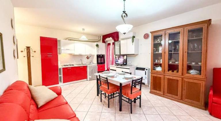 Apartment with 2 rooms for 5 persons in San Benedetto del Tronto