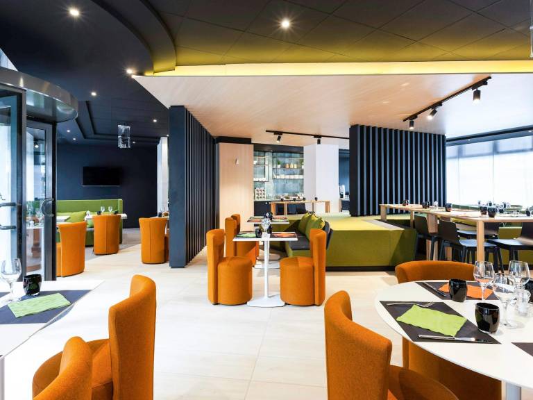 Novotel Tours Centre Gare — photo 5