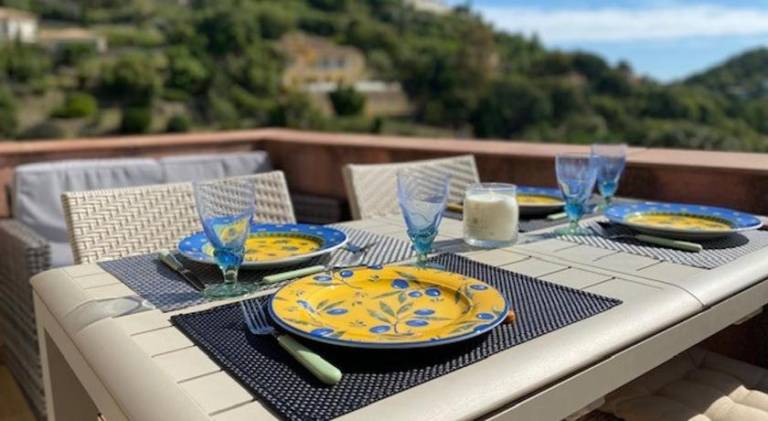 Apartment with terrace in Sainte-Maxime