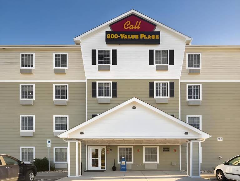 Extended Stay America Select Suites - Wilmington - West in Wilmington, NC