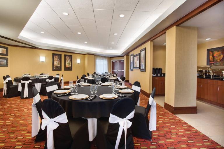 Courtyard by Marriott Oklahoma City Downtown — photo 3