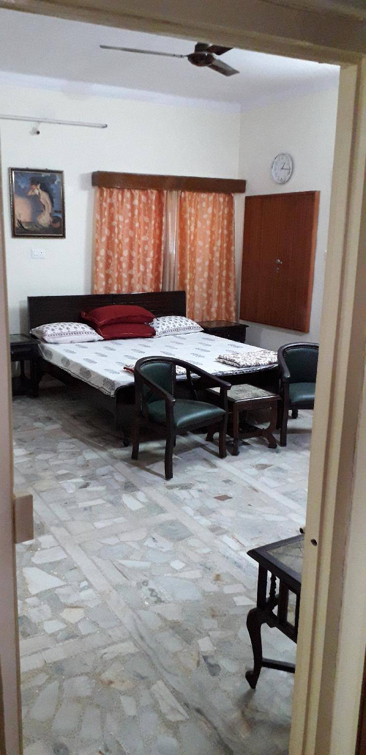 Rental apartment with yard | Suitable for remote work in Udaipur