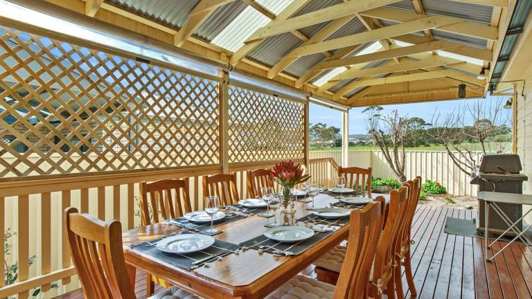 House  Normanville
