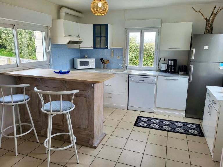 Family-oriented beautiful house with barbeque, garden & terrace | Sea view | Close to the beach | Pet-friendly — photo 5