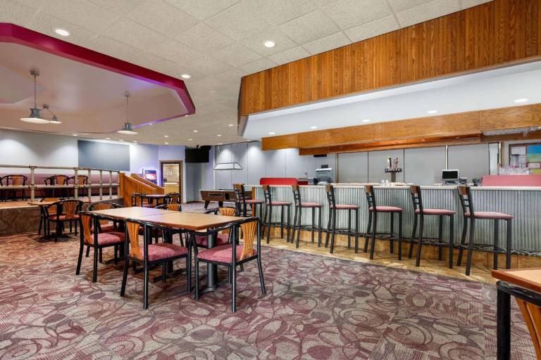 Ramada by Wyndham Alpena — photo 3