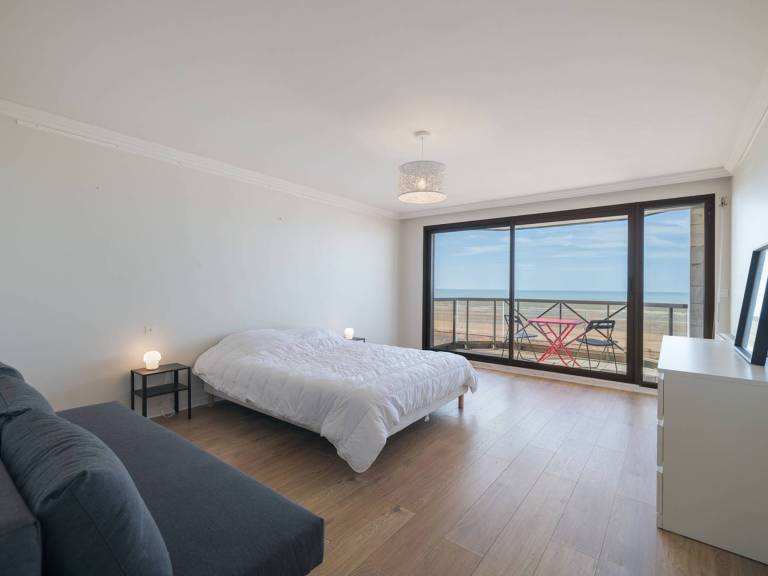 Apartment sea view, pets allowed -? ? guests — photo 5