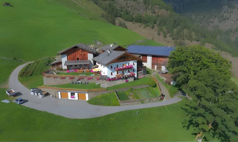 Ferienwohnung  Naturno