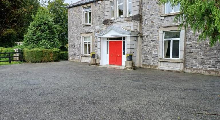 Lara Maynooth W23P9H6