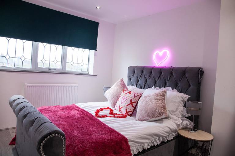Pleasant vacation home with garden | Perfect for remote work | Pets allowed in Newcastle-Under-Lyme