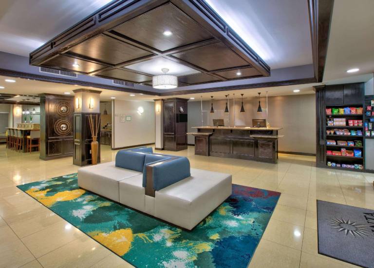 La Quinta Inn & Suites by Wyndham Little Rock - Bryant — photo 2