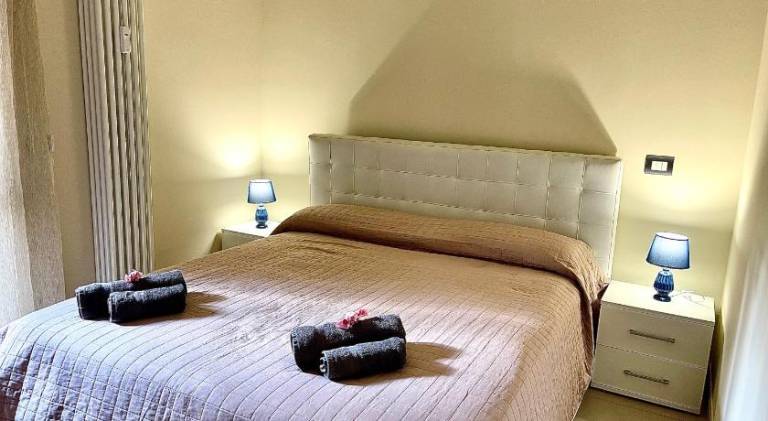 Holiday apartment with 1 room for 4 persons in Neive