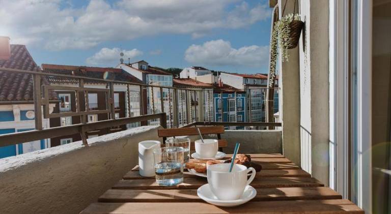 Apartamentos BURGOSUITES — photo 3