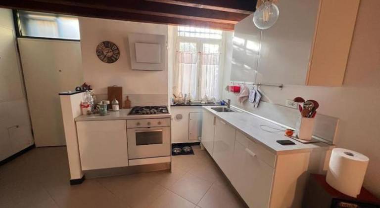 Holiday apartment with 1 room for 4 persons in Genoa
