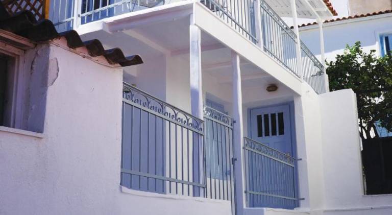 House  Skiathos