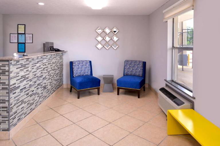 Americas Best Value Inn Monroeville — photo 3