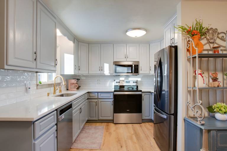 2 Mi to Old Town: Pet-Friendly Home Base in Arvada — photo 2