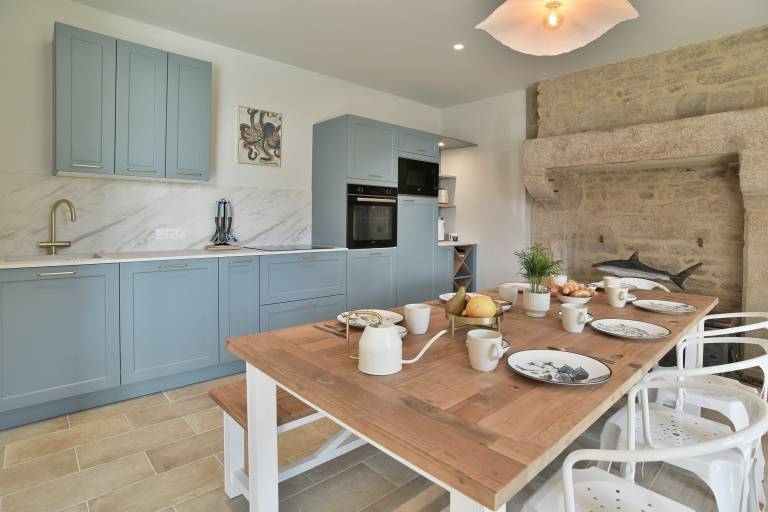 Family-oriented vacation home with garden, terrace & hot tub | Pet-friendly — photo 3