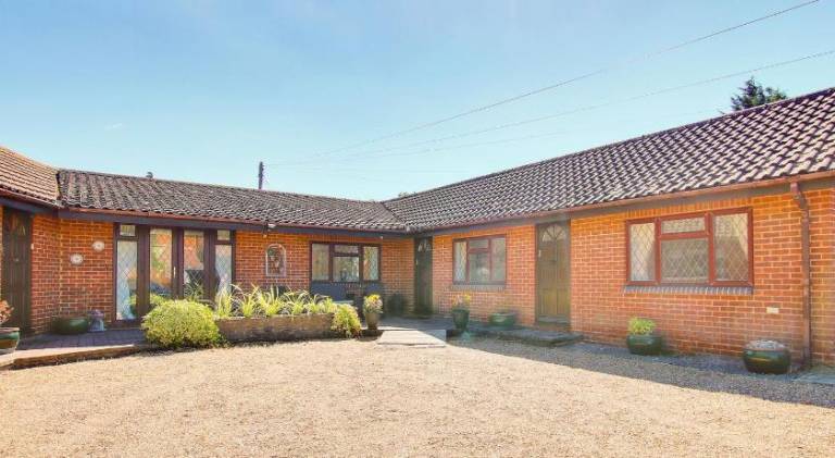 House Hamble-le-Rice
