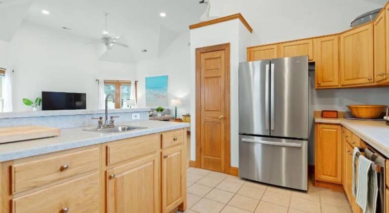 LUX Semi-Oceanfront, Pool, Hot Tub, Games, Pets — photo 3