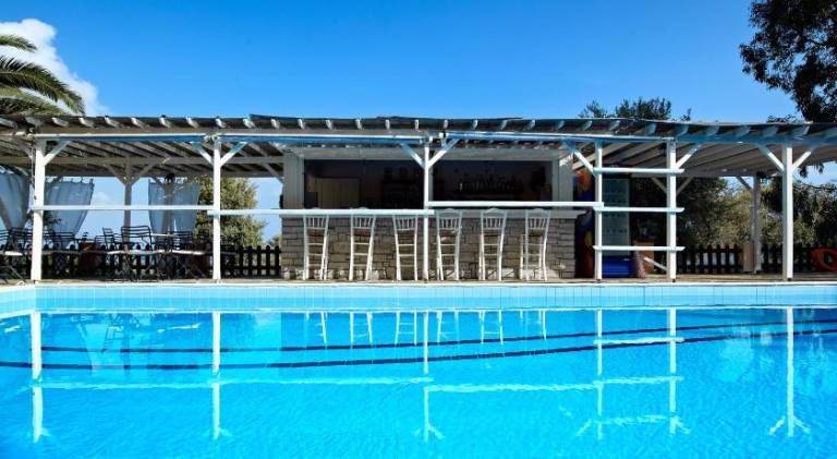 Hotel Ledra in Samos