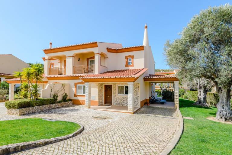 Villa  Lagos