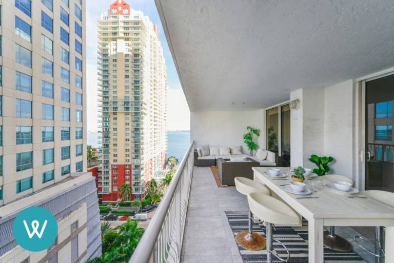 Apartment  Coconut Grove