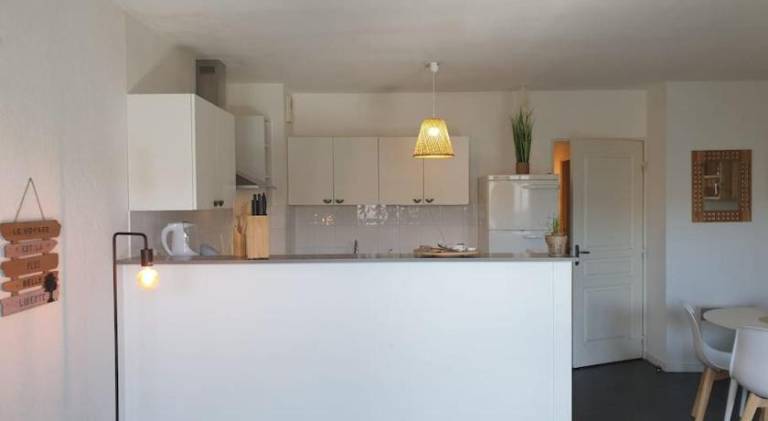Apartment with 2 rooms for 6 persons — photo 4