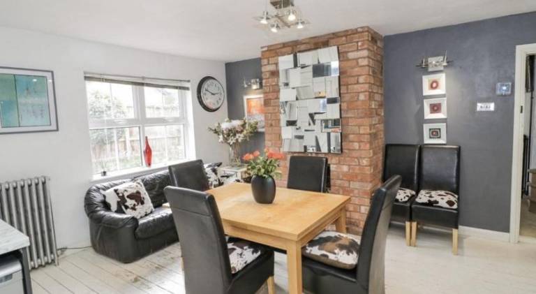 Vacation home with 3 rooms for 6 persons in Malvern