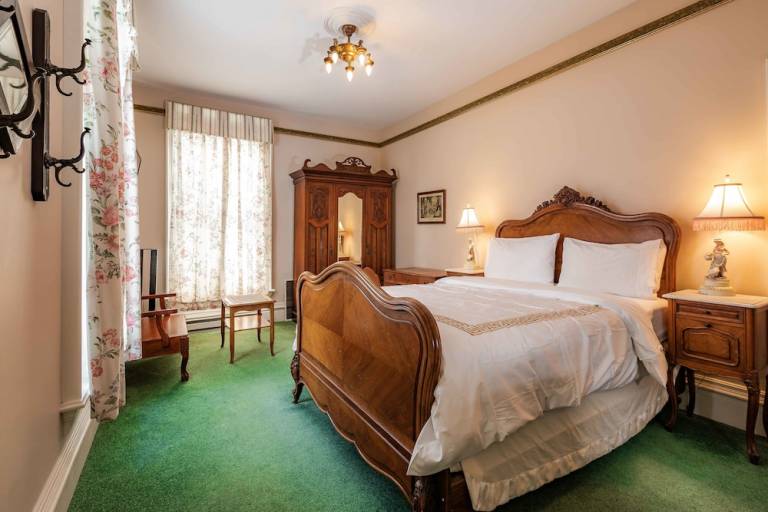 Bed and breakfast  Victoria